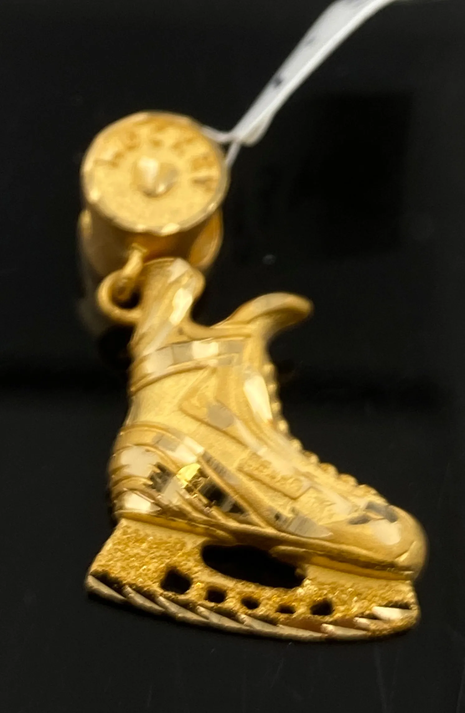 22k Pendant Solid Gold Custom Made Snow Skates Charm P3405