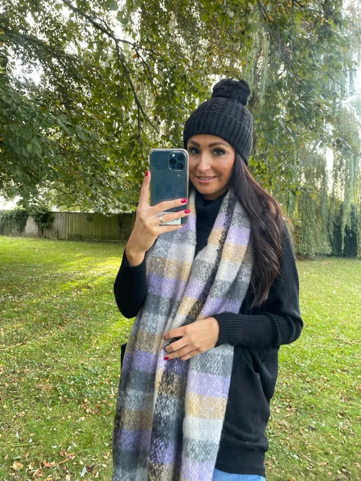 Big Checked Cosy Scarf