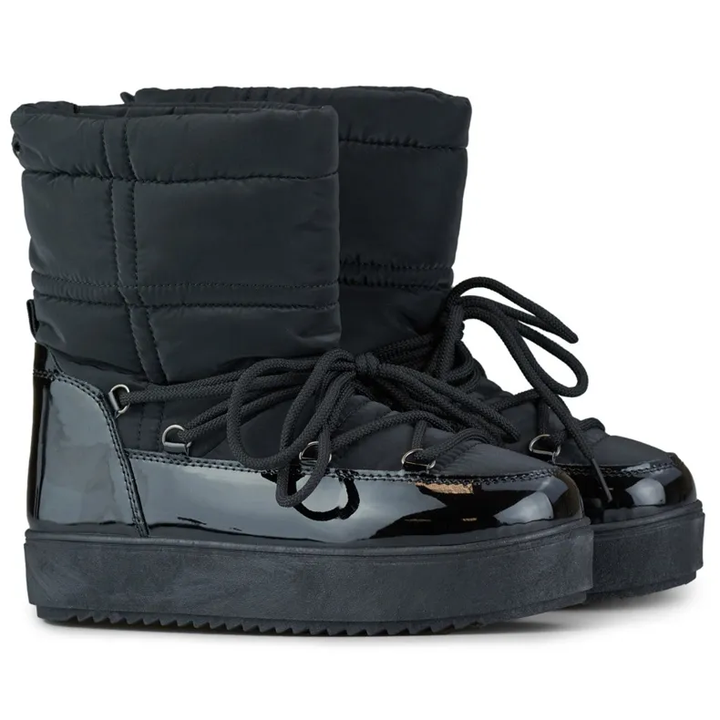 Black women's snow boots with a thick sole, winter shoes