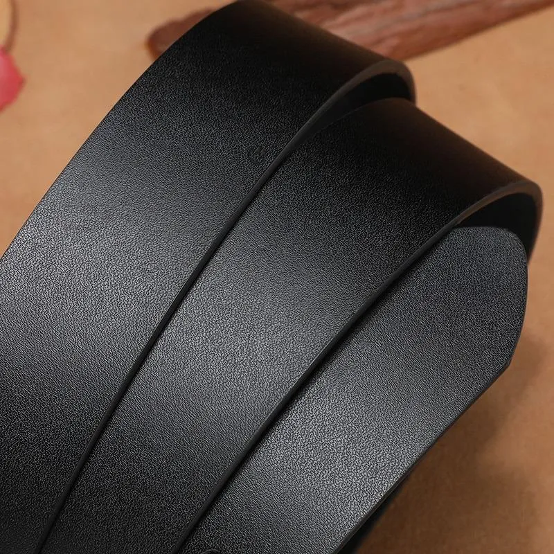 High Quality Genuine Leather Luxury Alloy Buckle Designer Belts for Men