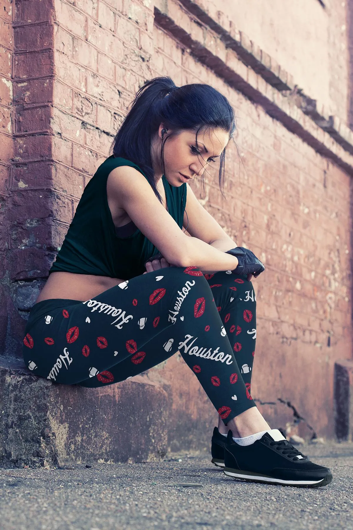 HOU Lovin Kisses FB Leggings