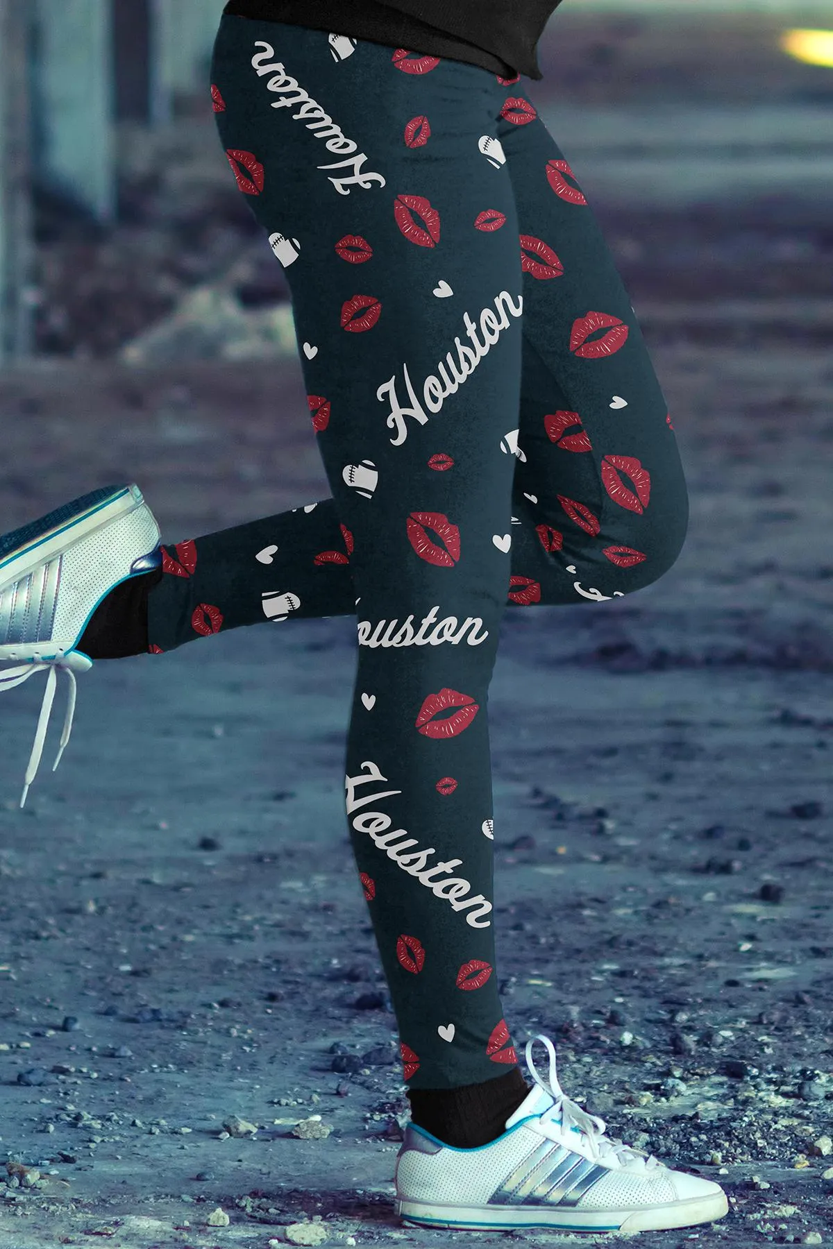 HOU Lovin Kisses FB Leggings