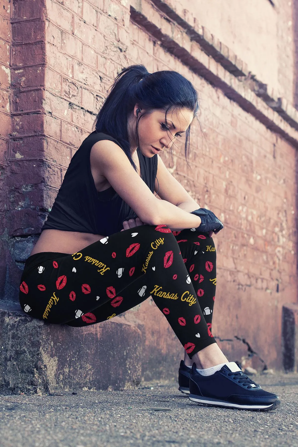 KC Lovin Kisses FB Leggings