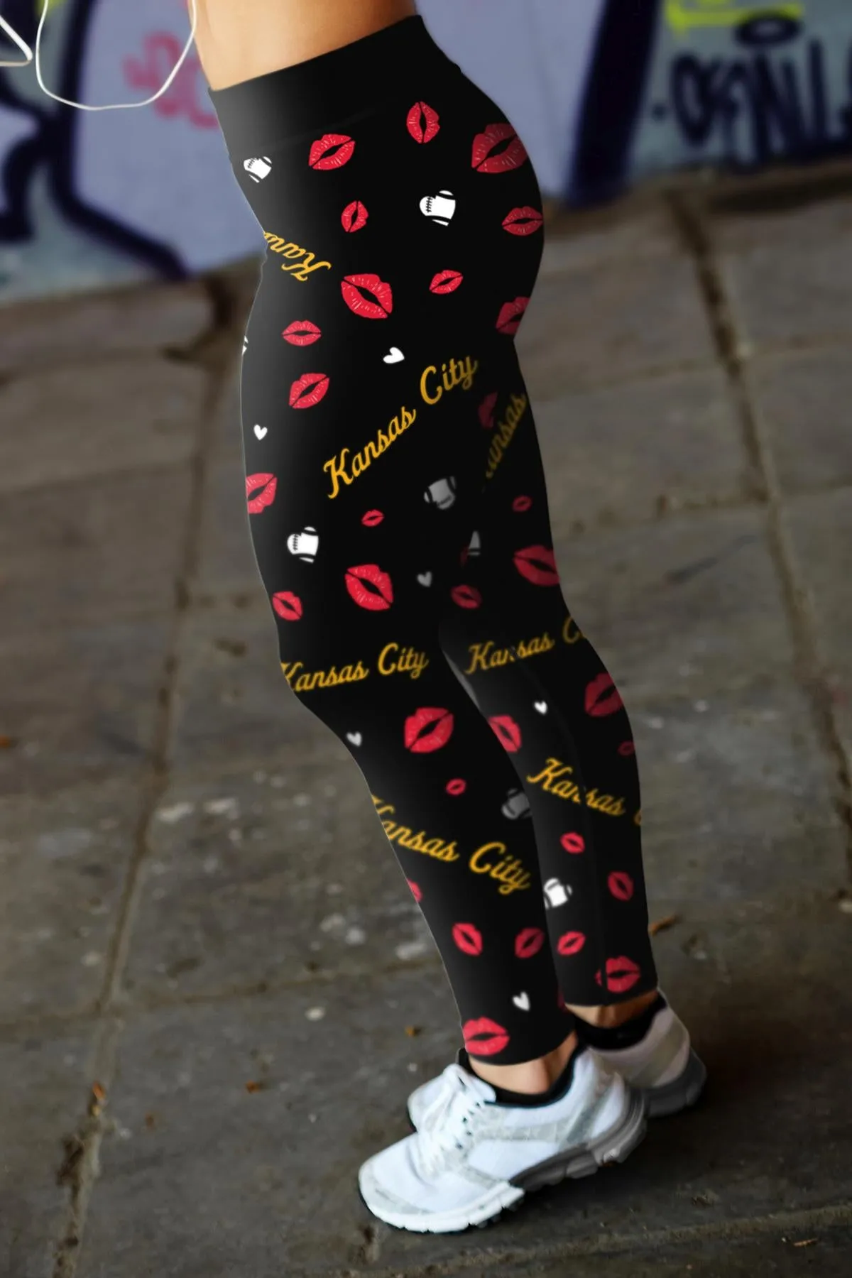 KC Lovin Kisses FB Leggings