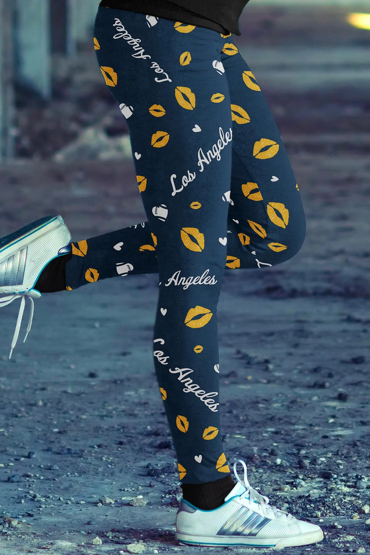 LA FB Lovin Kisses Leggings