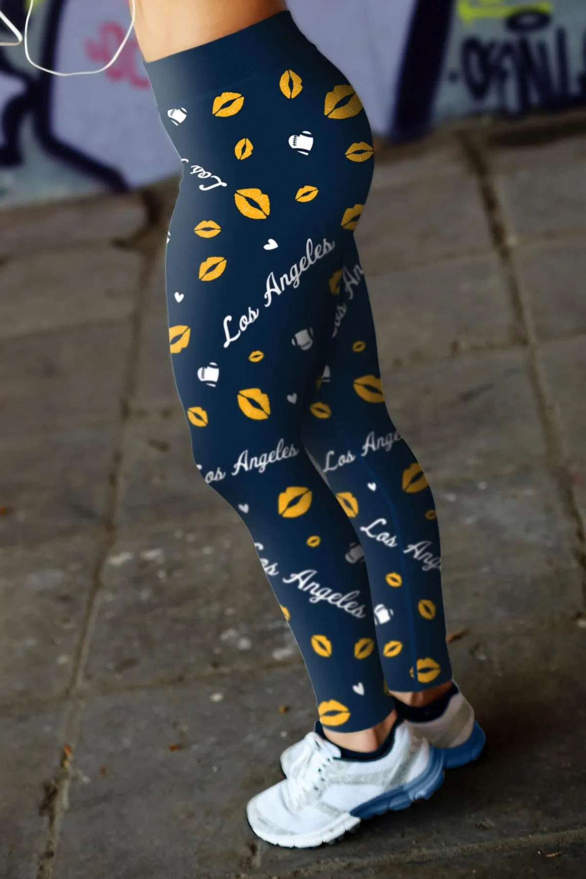 LA FB Lovin Kisses Leggings