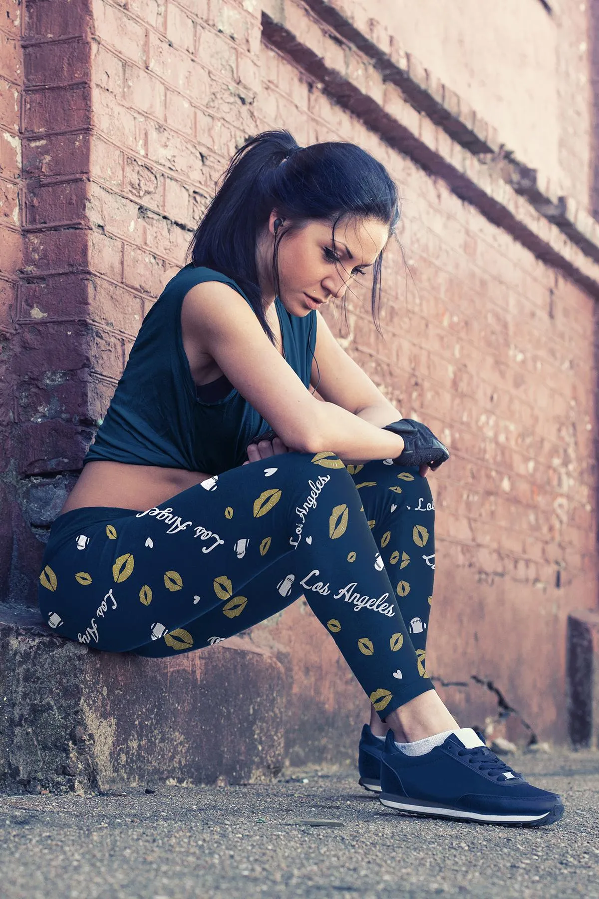 LA Lovin Kisses FB Leggings