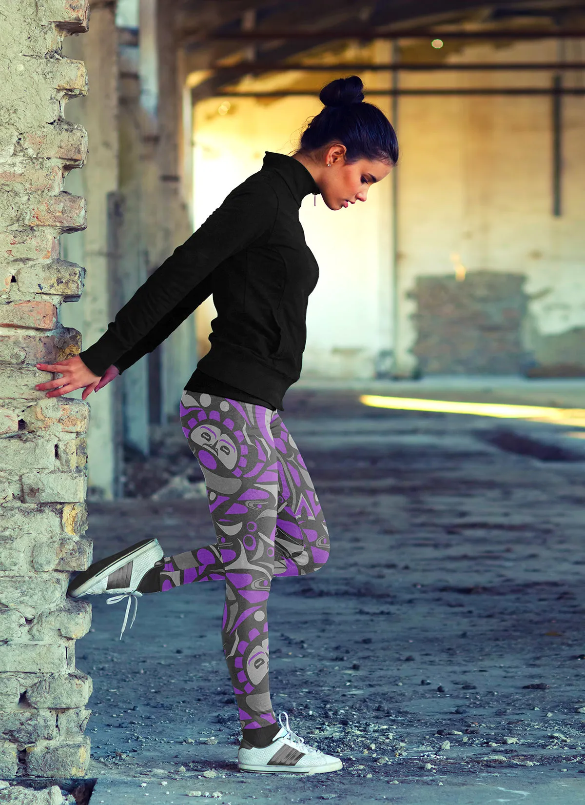 Native Pattern Purple and Gray Leggings