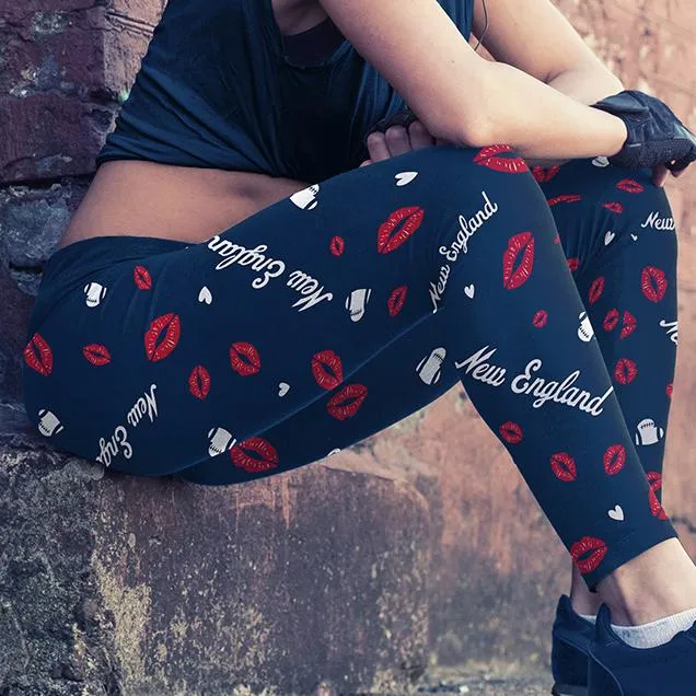 NE Lovin Kisses FB Leggings