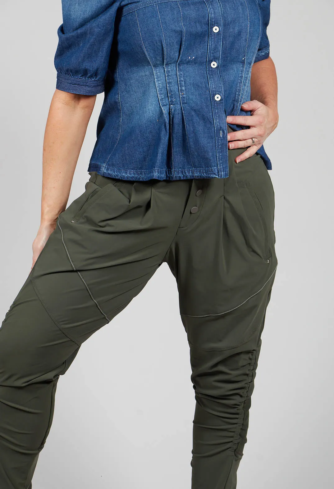 Scurry Trousers in Khaki