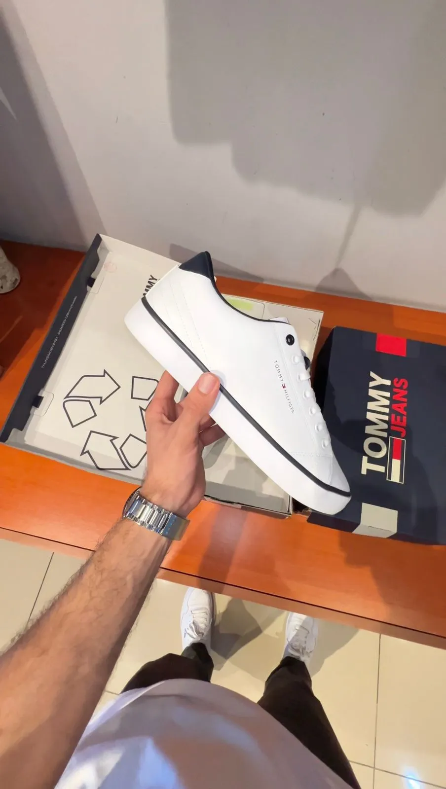 Sneaker Tommy Vulc Core Low