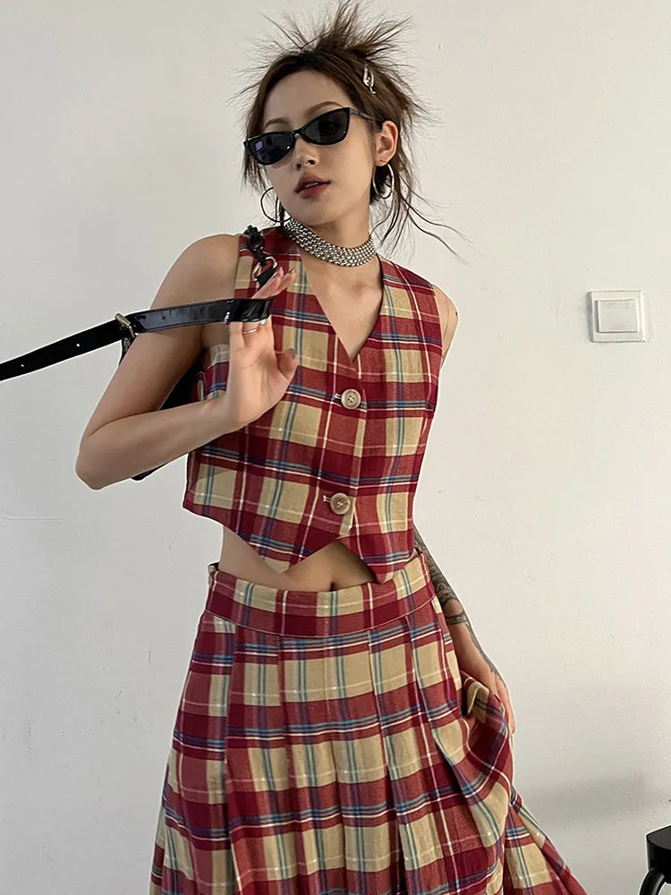 Tihee Plaid Cropped Vest - Red and Tan