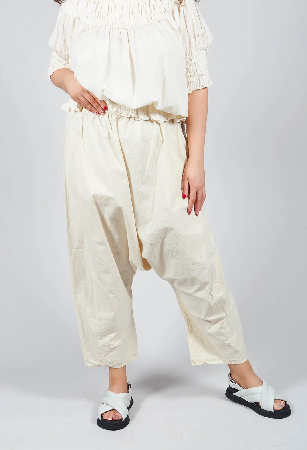 Zaunetz Trousers in Stroh